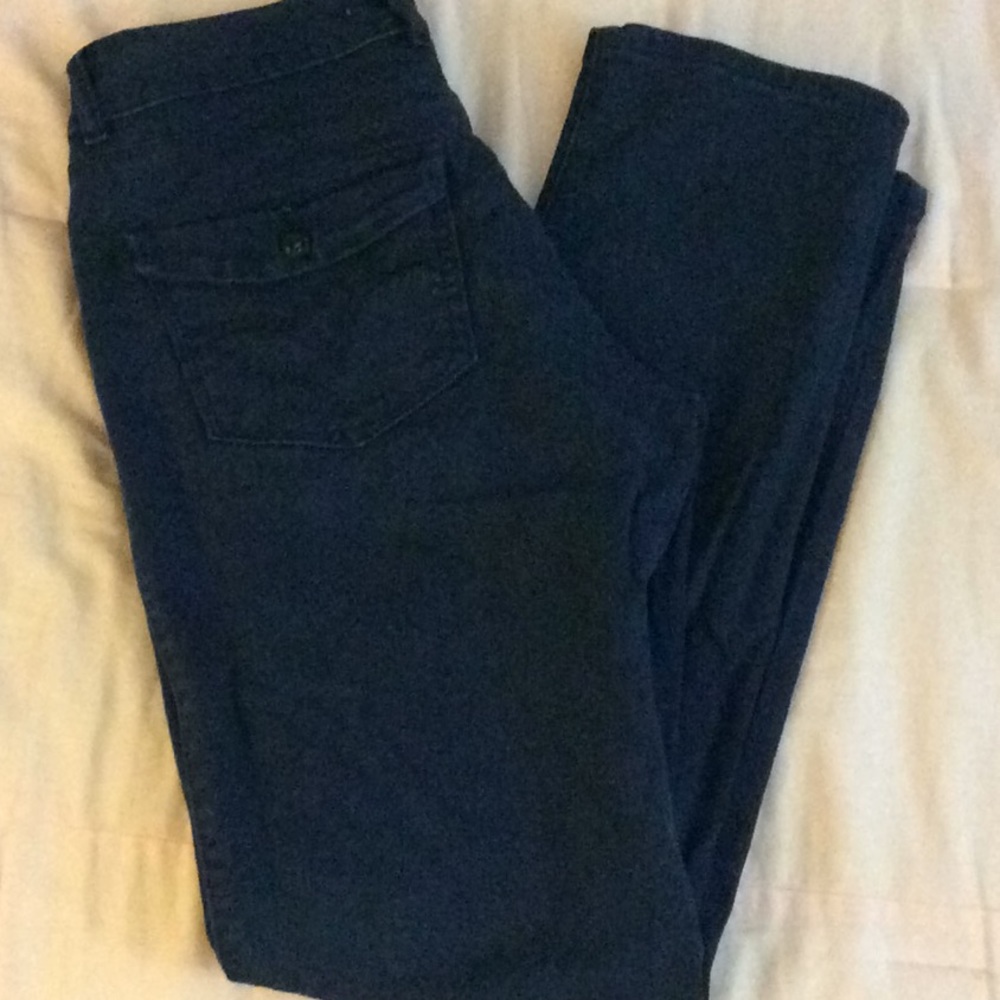 Levi’s mid rise jeans